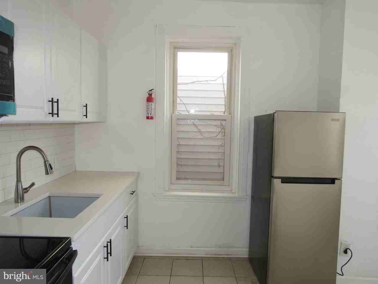 356 E Walnut Ln #2 - Photo 5 of 18
