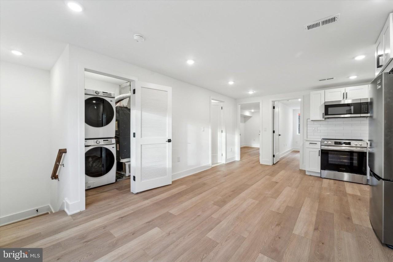 286 Greenough St Unit 2 - Photo 2 of 12