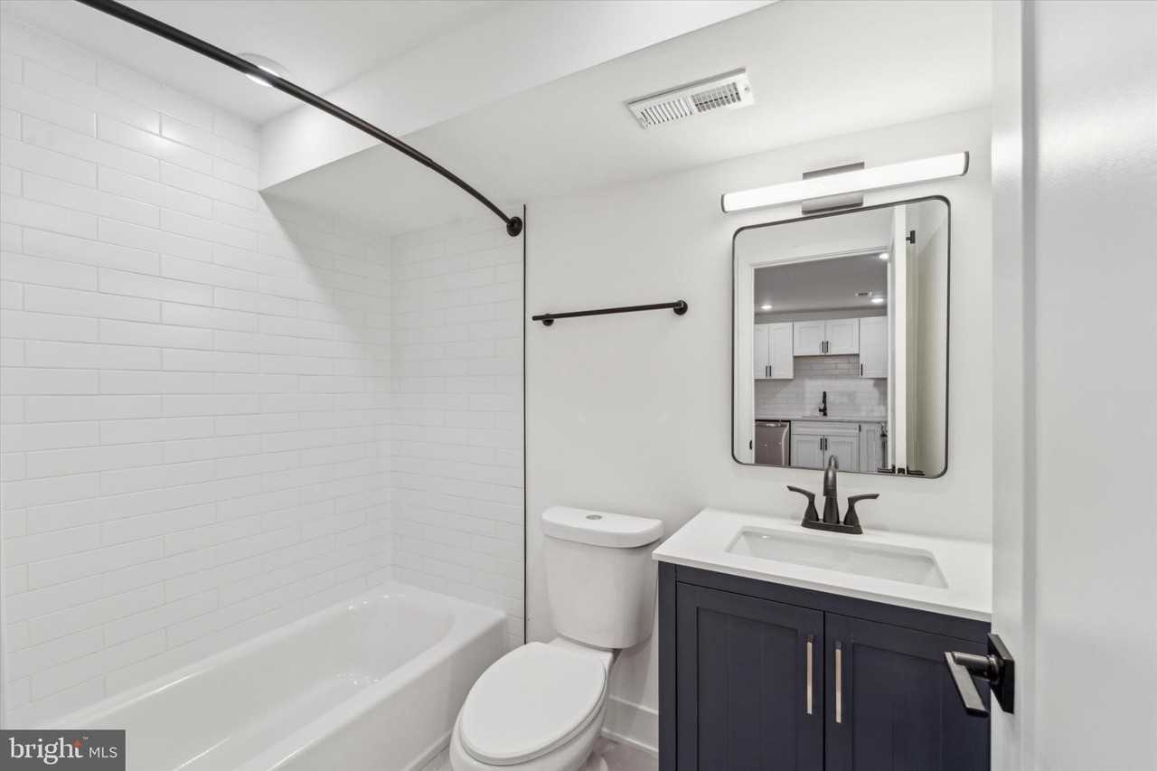 286 Greenough St Unit 2 - Photo 7 of 12