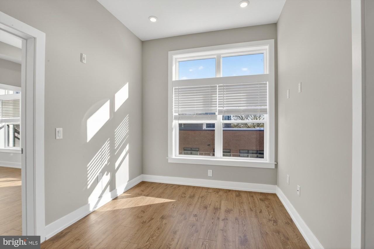 2034 N Front St Apt 7 - Photo 5 of 30