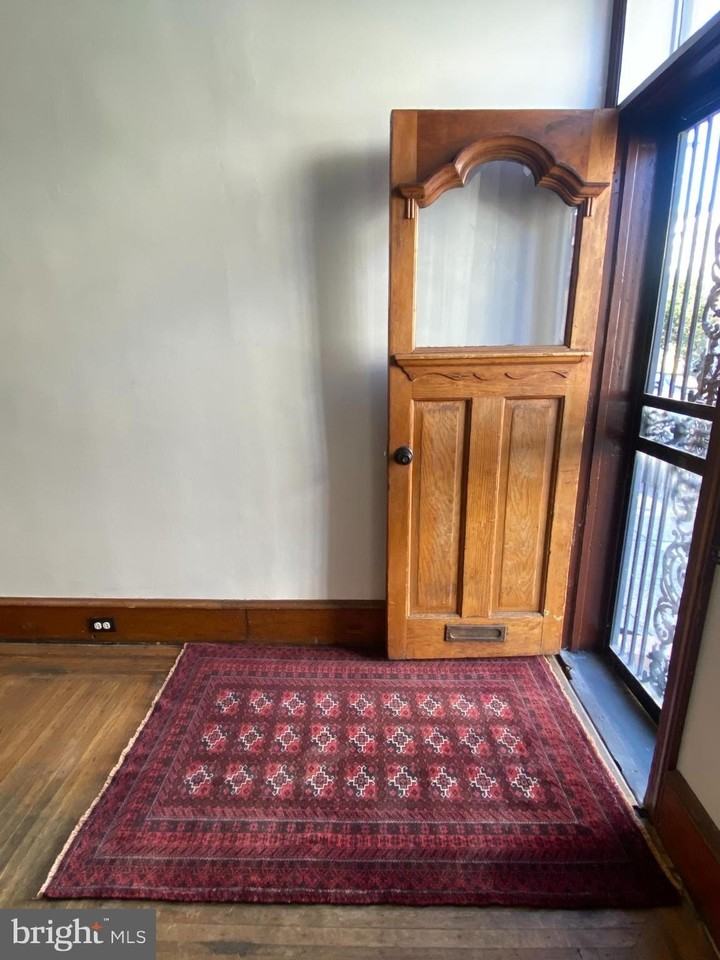 2038 E Dauphin St - Photo 2 of 22