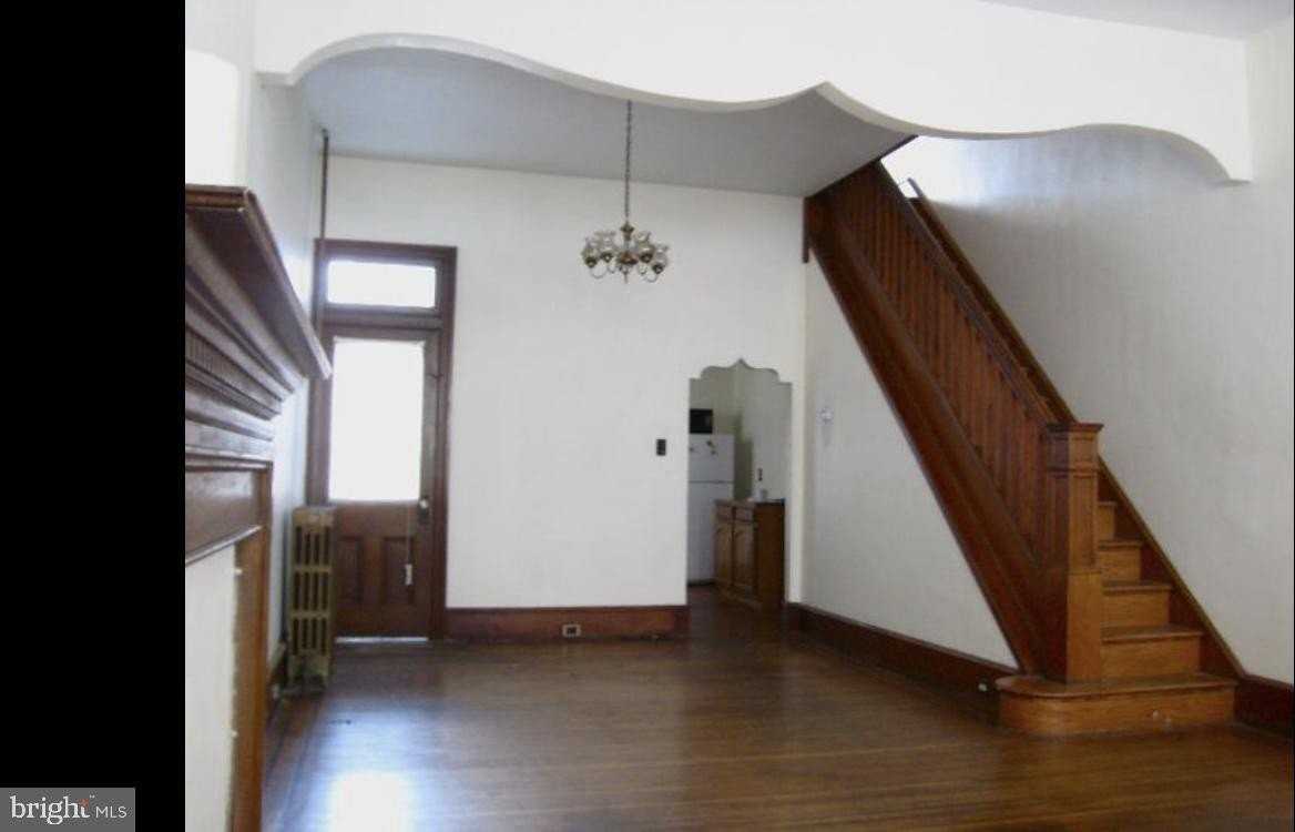 2038 E Dauphin St - Photo 6 of 22