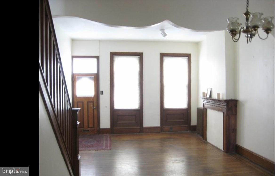 2038 E Dauphin St - Photo 7 of 22