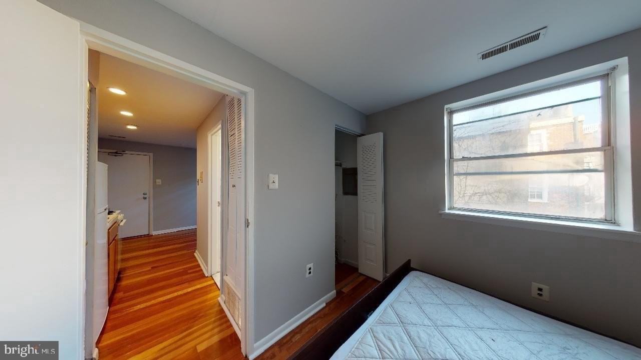 1018 Pine St Apt 2f - Photo 5 of 7