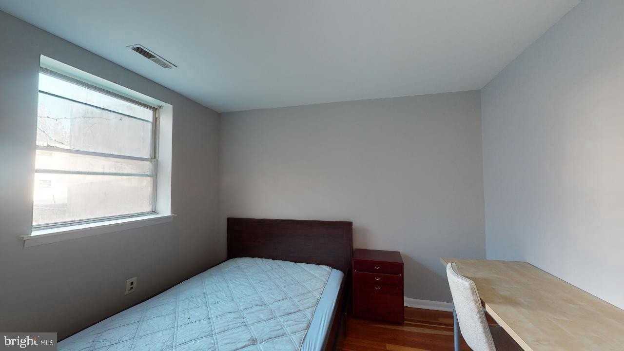 1018 Pine St Apt 2f - Photo 6 of 7