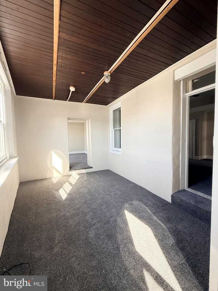 158 Fountain St Apt 3 - Photo 2 of 18