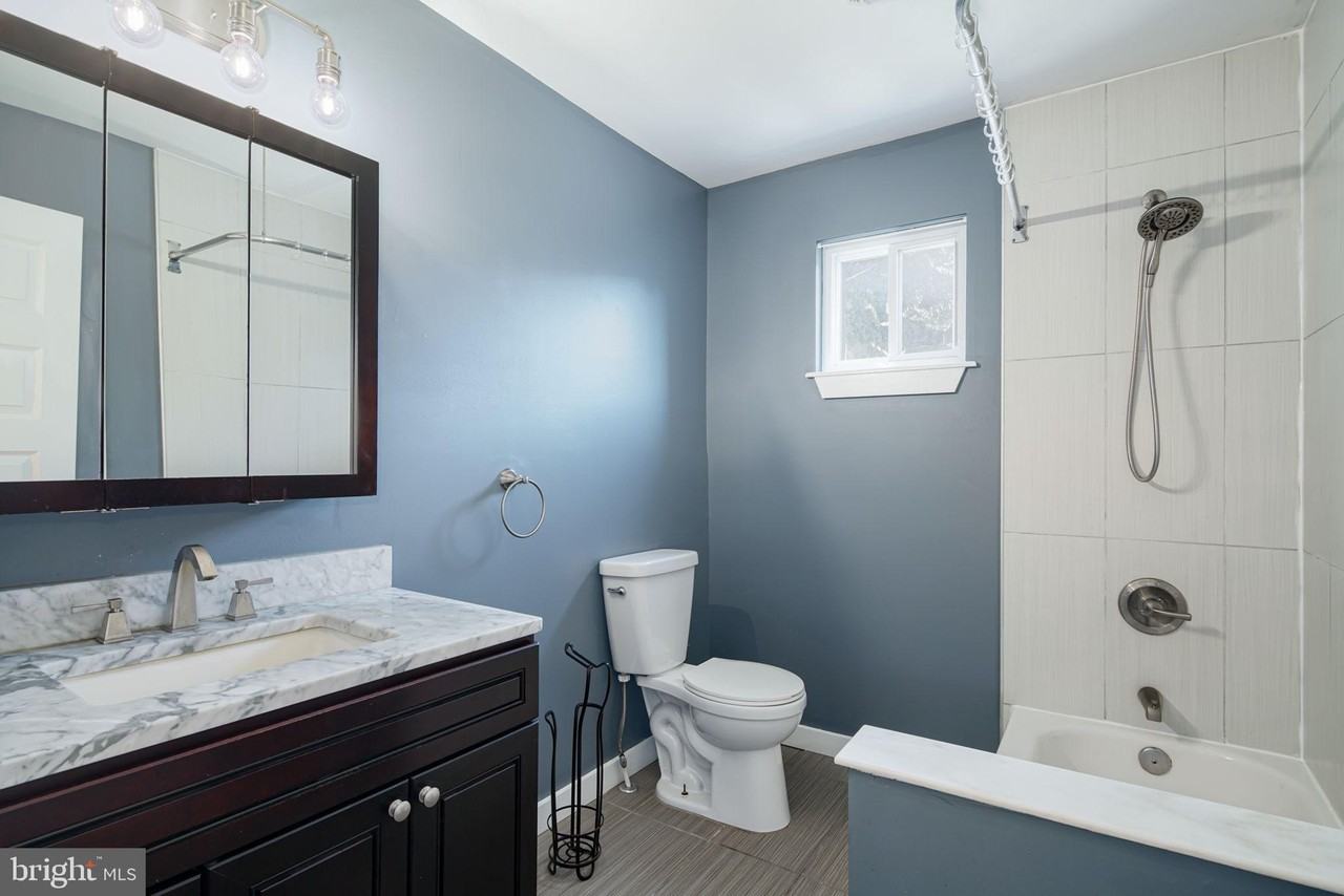 1865 Frankford Ave Unit A - Photo 7 of 15