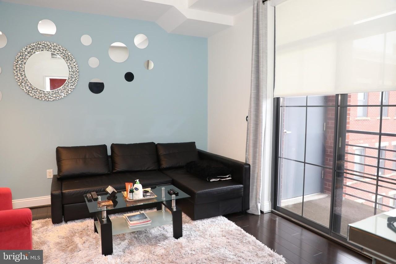 1111 Oronoco St Unit 532 - Photo 4 of 29