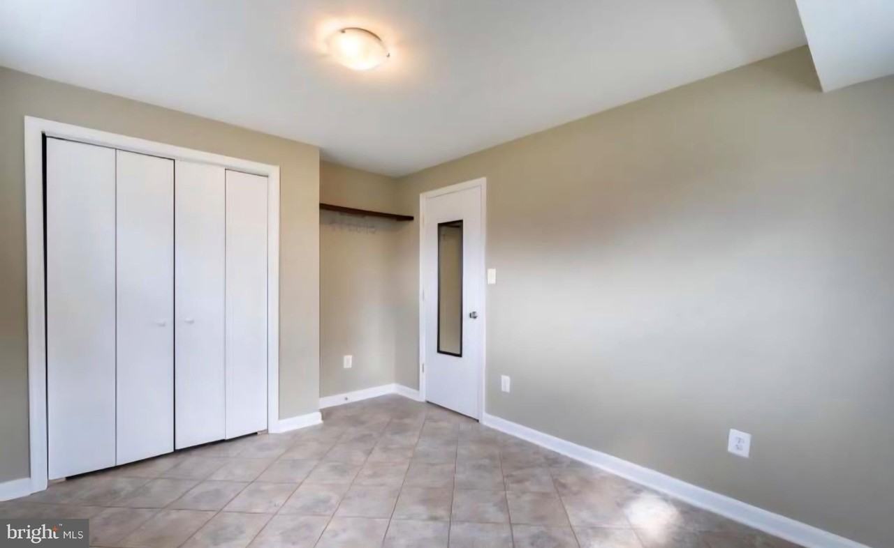 5929 Camberly Ave - Photo 2 of 9