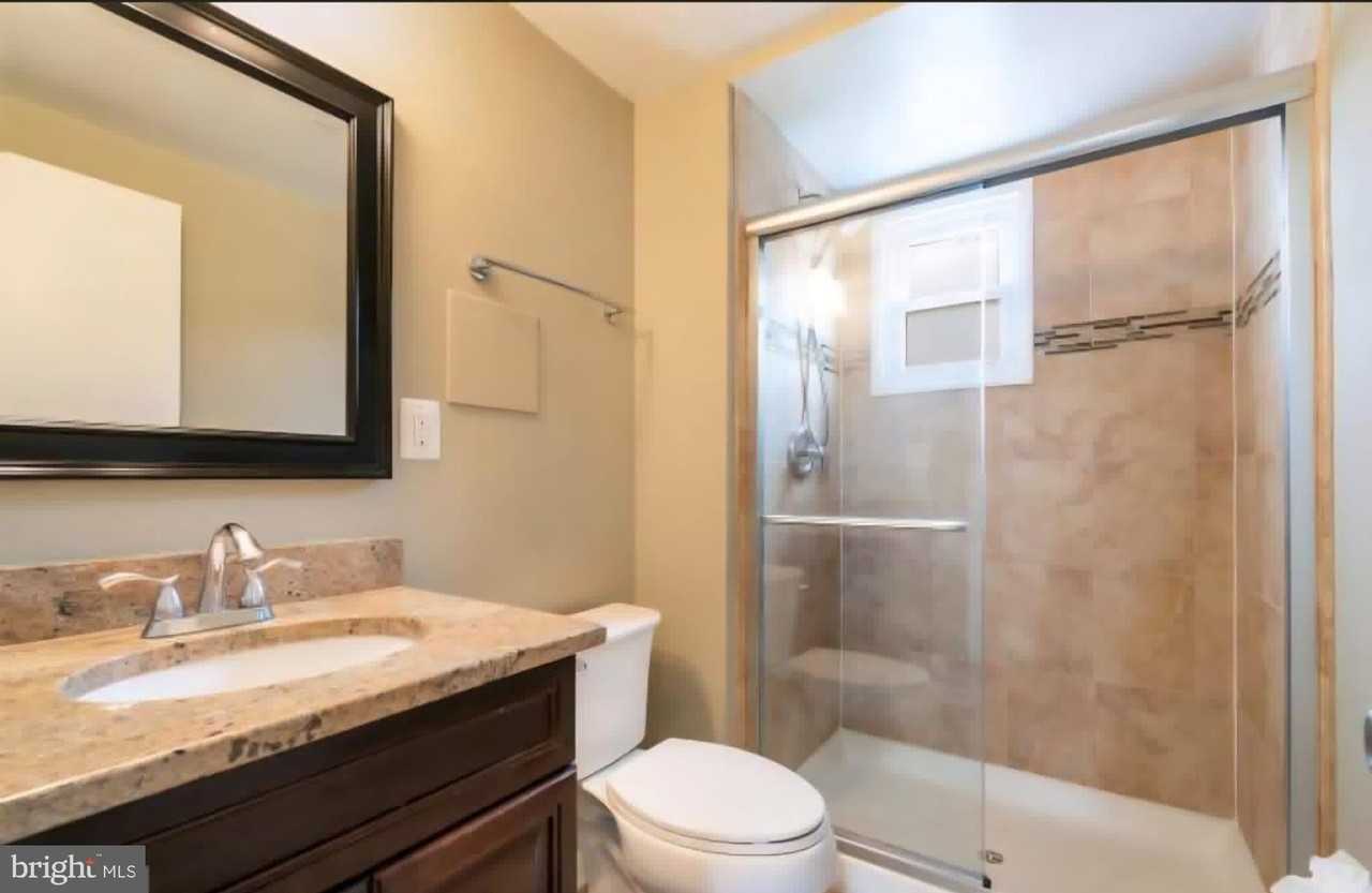 5929 Camberly Ave - Photo 6 of 9