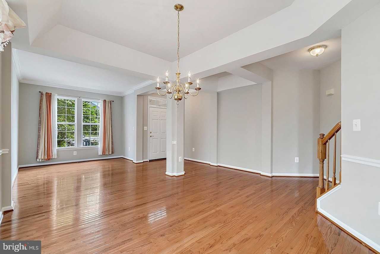 4175 Bell Ridge Ct - Photo 6 of 48