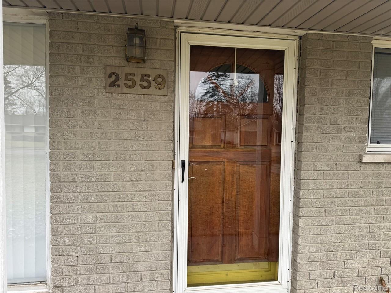 2559 Depew Dr - Photo 2 of 28