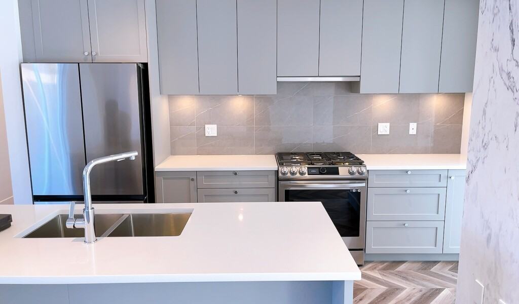 20246 81 Avenue #3X - Photo 3 of 15