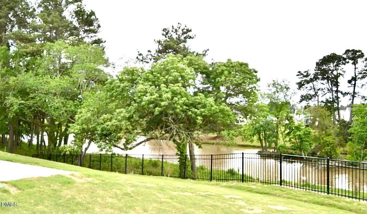 1114 Flyfish Ave - Photo 2 of 48