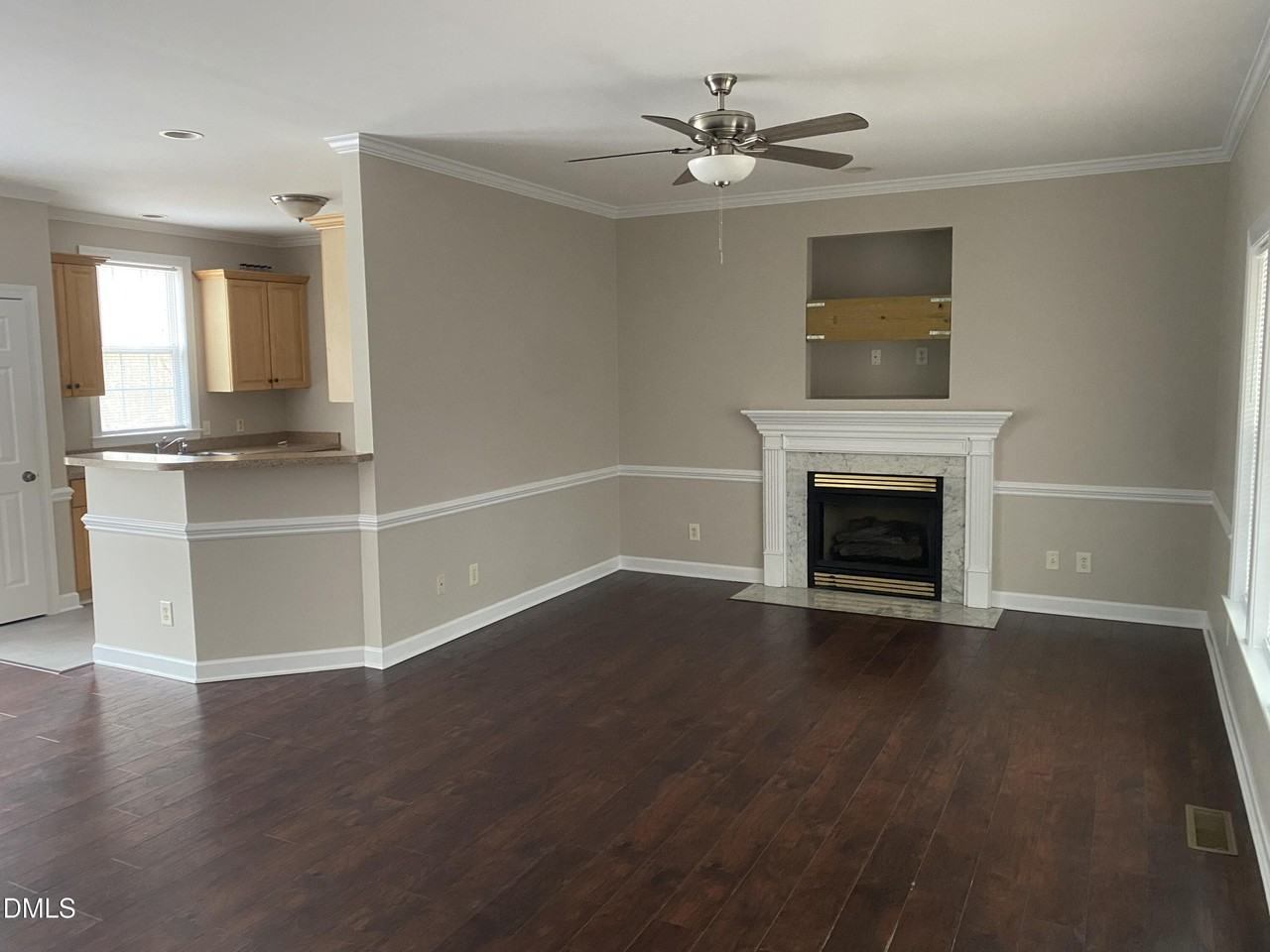 7212 Deer Brook St - Photo 2 of 9