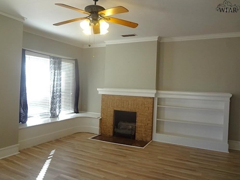 2902 Avenue L - Photo 4 of 15