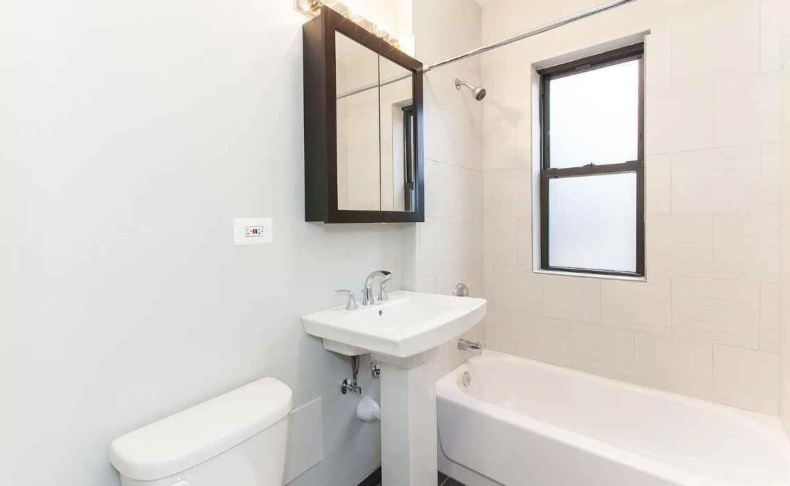 W Melrose St & N Broadway - Photo 6 of 9