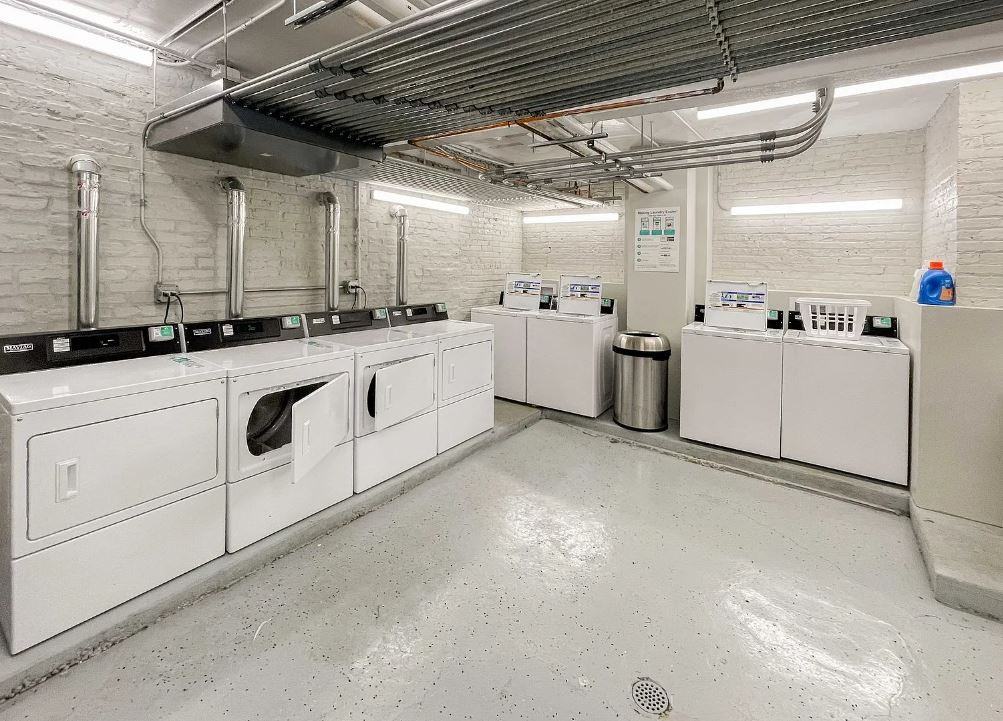 W Melrose St & N Broadway - Photo 7 of 9