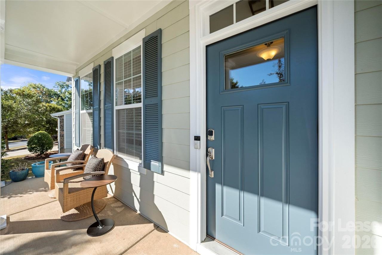 15504 Oleander Dr - Photo 2 of 36