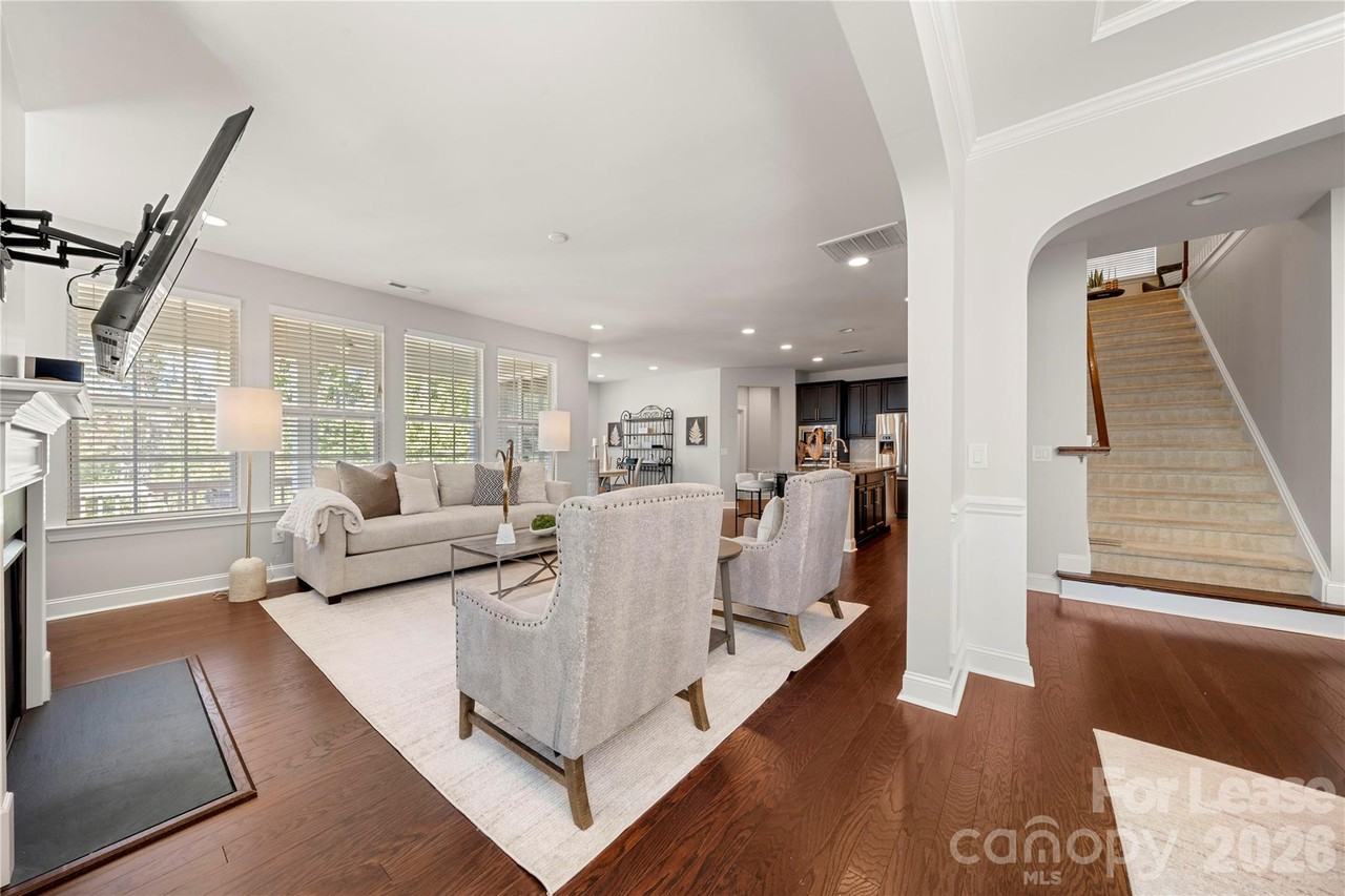 15504 Oleander Dr - Photo 7 of 36