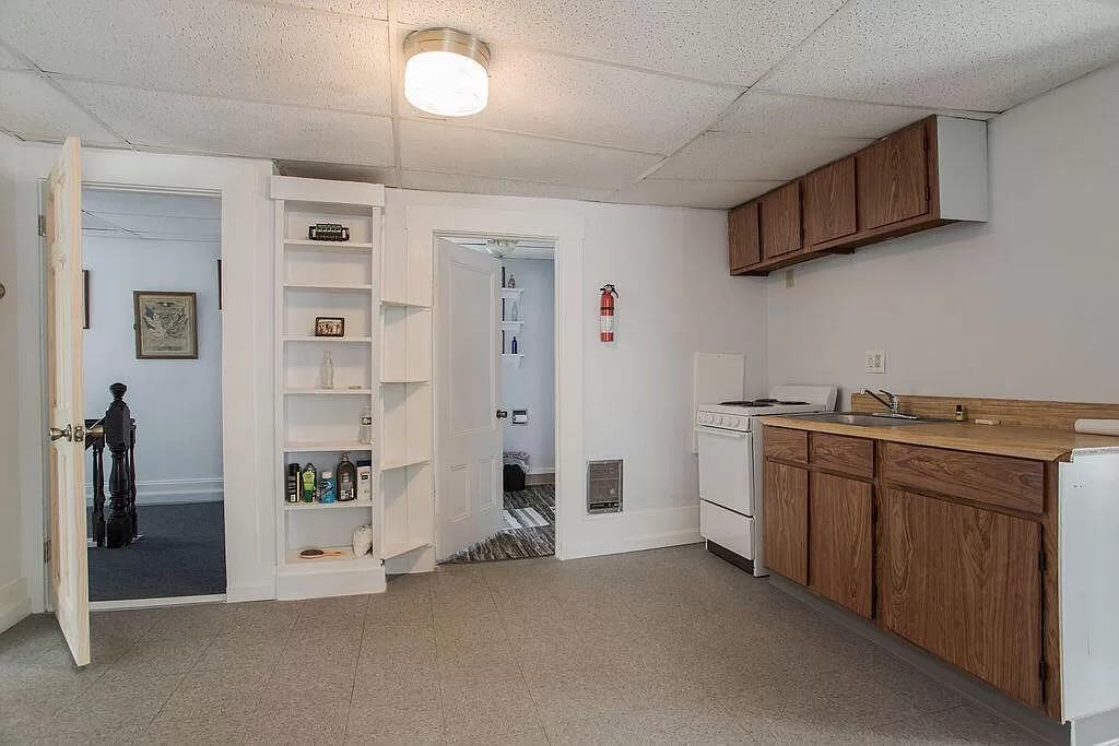 20 Rochester St - Photo 2 of 9