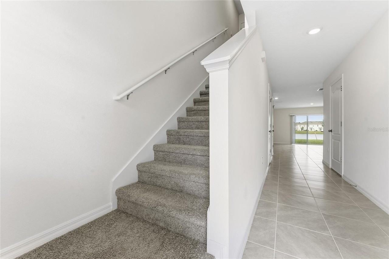 6594 Leo Ln - Photo 4 of 45