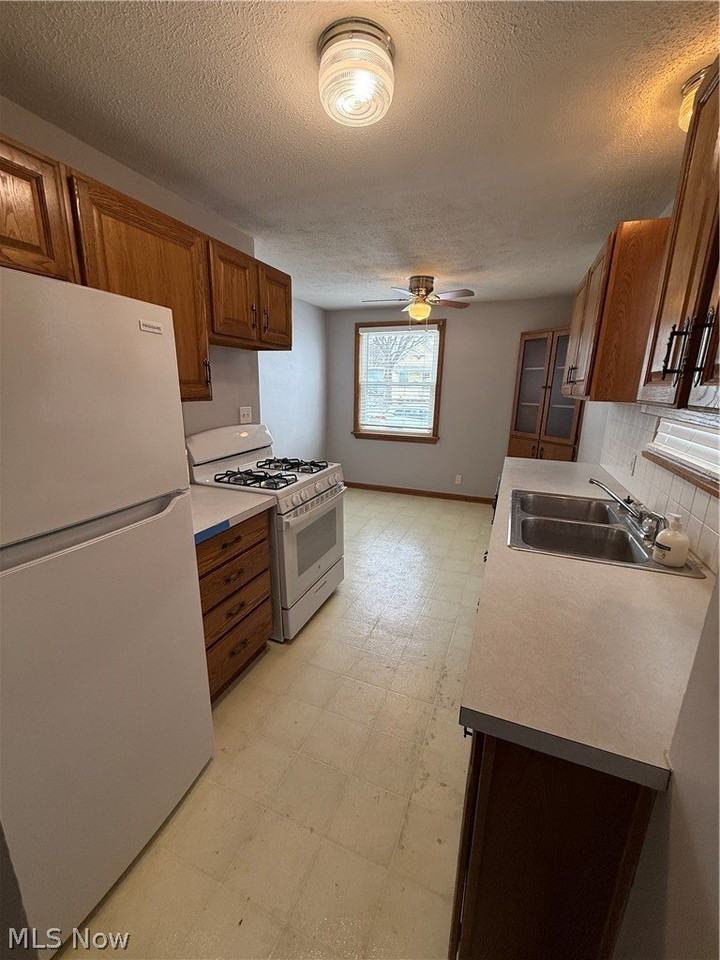 1216 Homewood Ave Sw - Photo 6 of 13