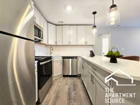 1220 N La Salle Dr #J2 - Photo 1 of 1