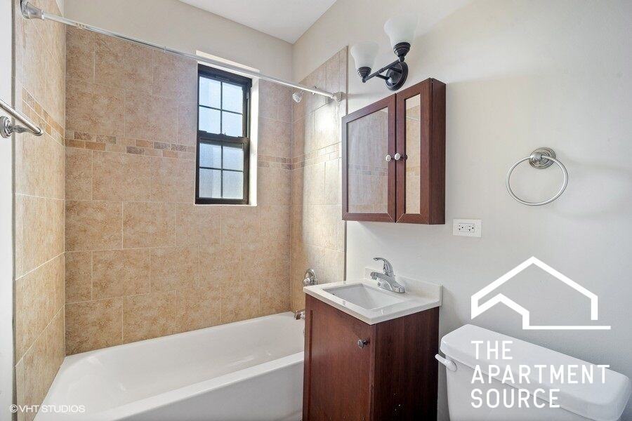 896B Green Bay Rd #07 - Photo 5 of 7