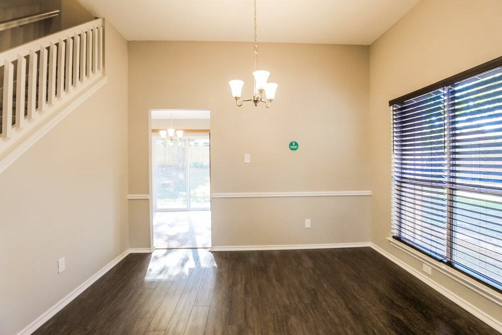 4217 Glen Hollow Cir - Photo 6 of 17