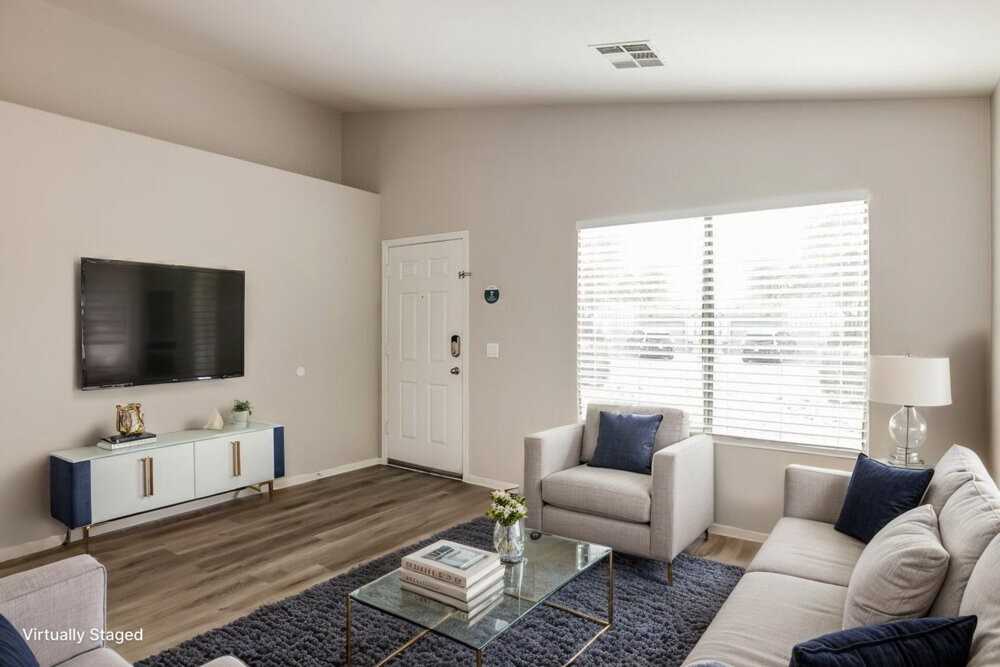 14756 W Maui Ln - Photo 4 of 19