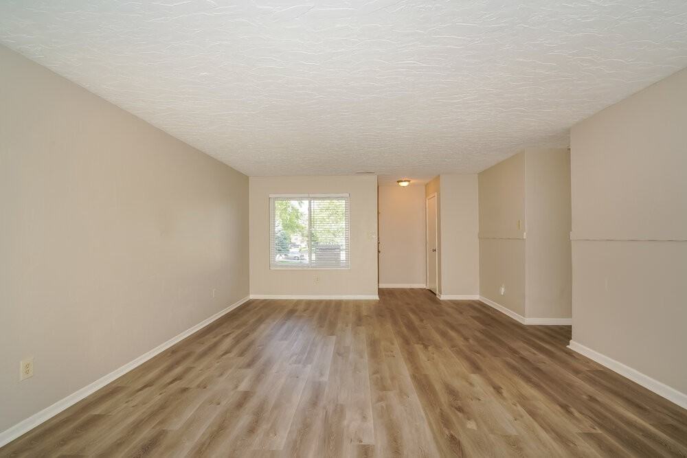 1150 Mopac Ct - Photo 4 of 16