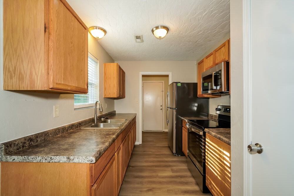 1150 Mopac Ct - Photo 5 of 16