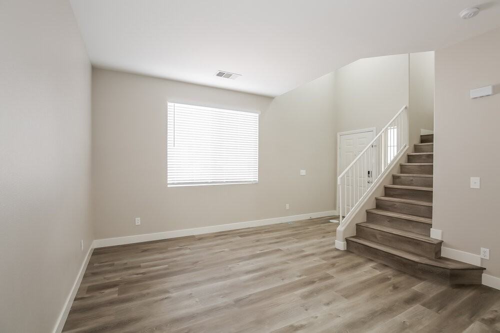 1002 Tidal Foam Ct - Photo 5 of 20