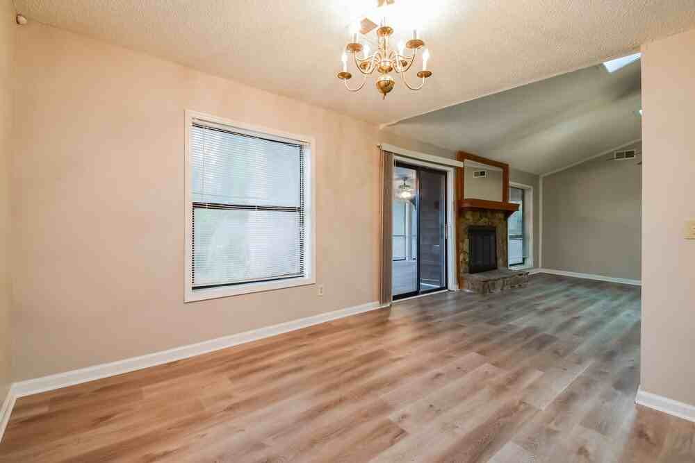 4902 N Redan Cir - Photo 6 of 19