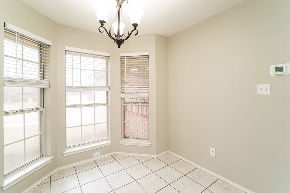 100 Sandlewood Ln - Photo 7 of 16