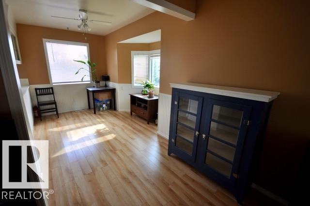 5503 106 Street - Photo 4 of 13