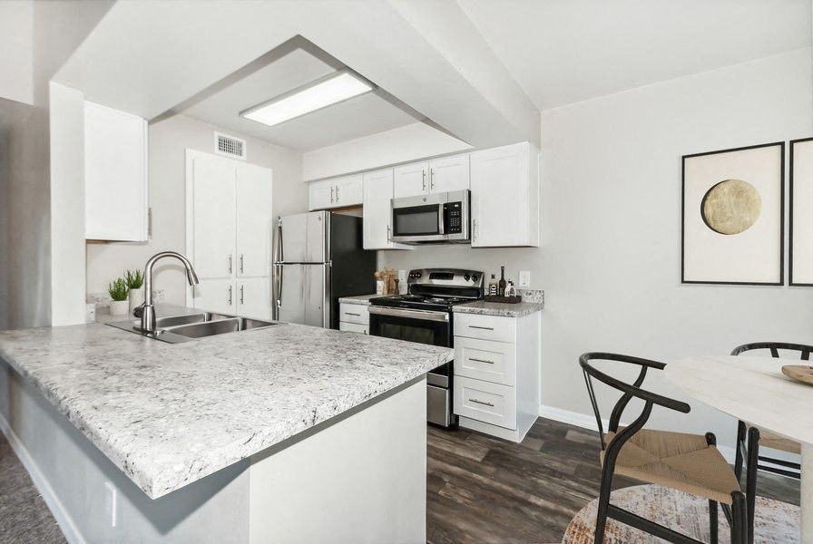 Palms at South Mountain - Photo 6 of 20