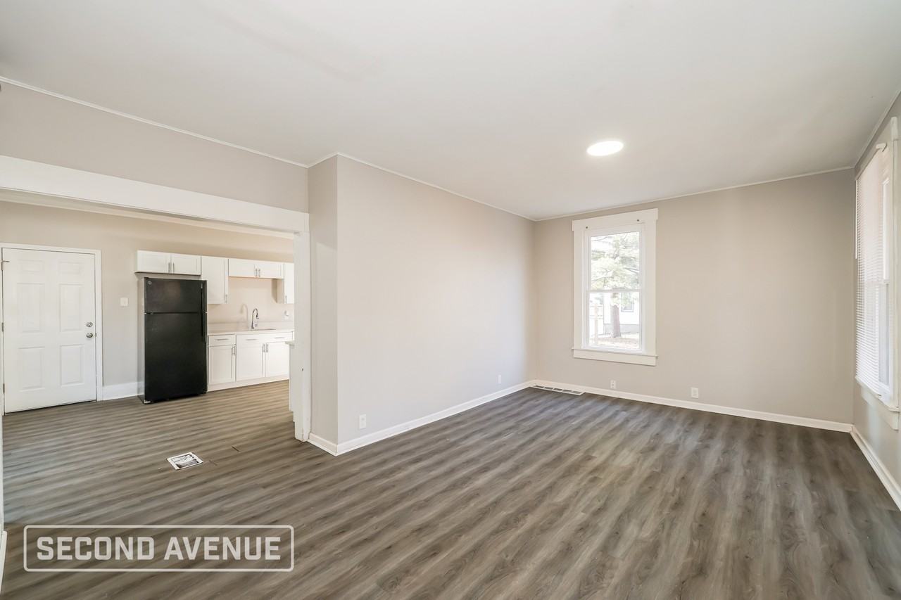 4833 Greenwood Ter - Photo 5 of 28