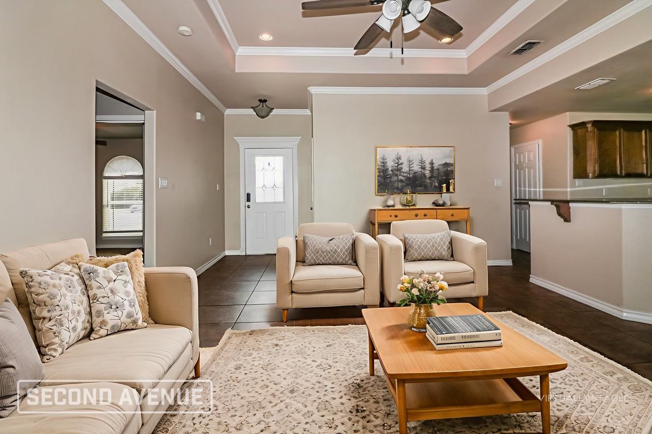 6701 Newman - Photo 2 of 28