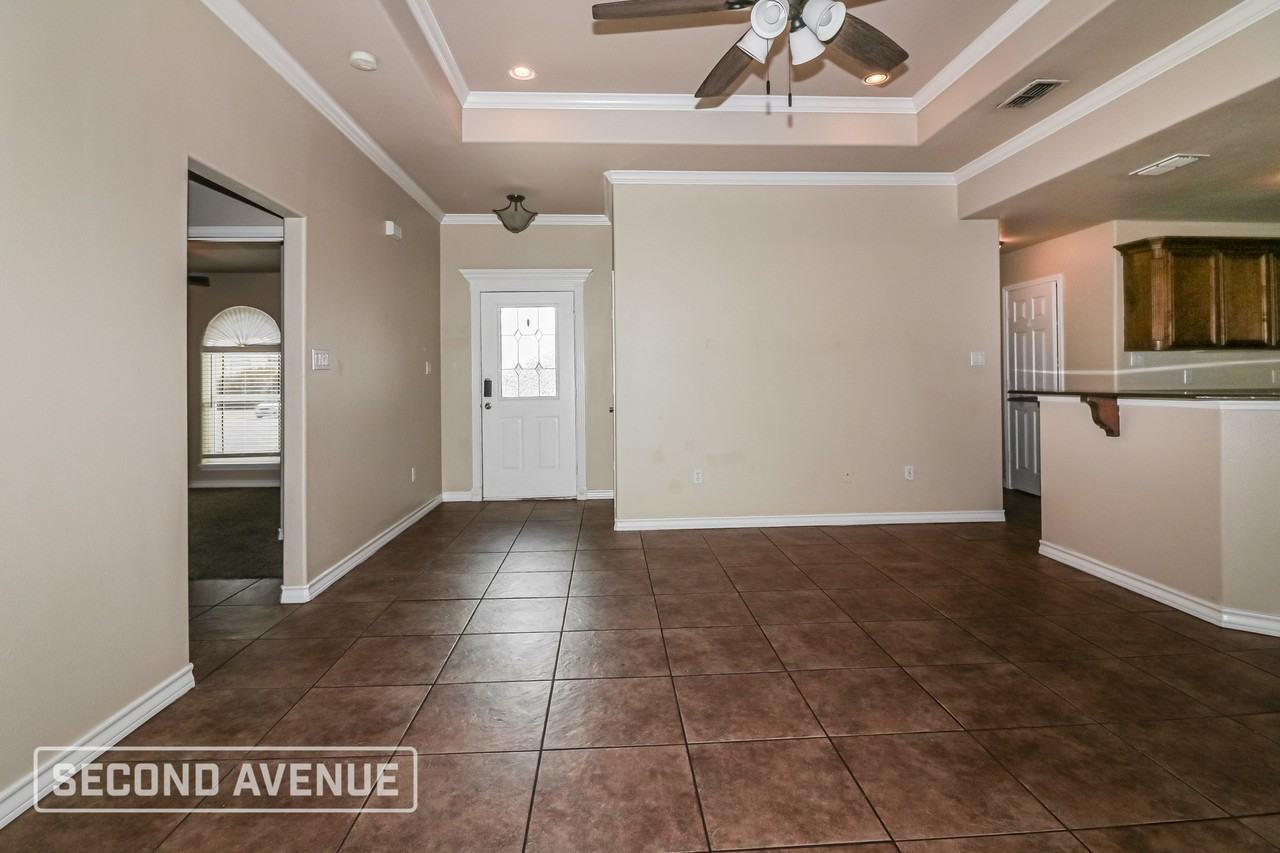 6701 Newman - Photo 4 of 28