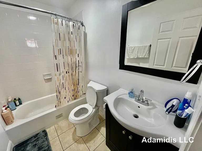 246 Northampton St #2 - Photo 4 of 9