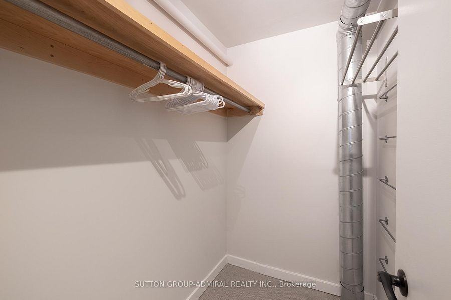 1852 Queen Street East - Photo 5 of 9