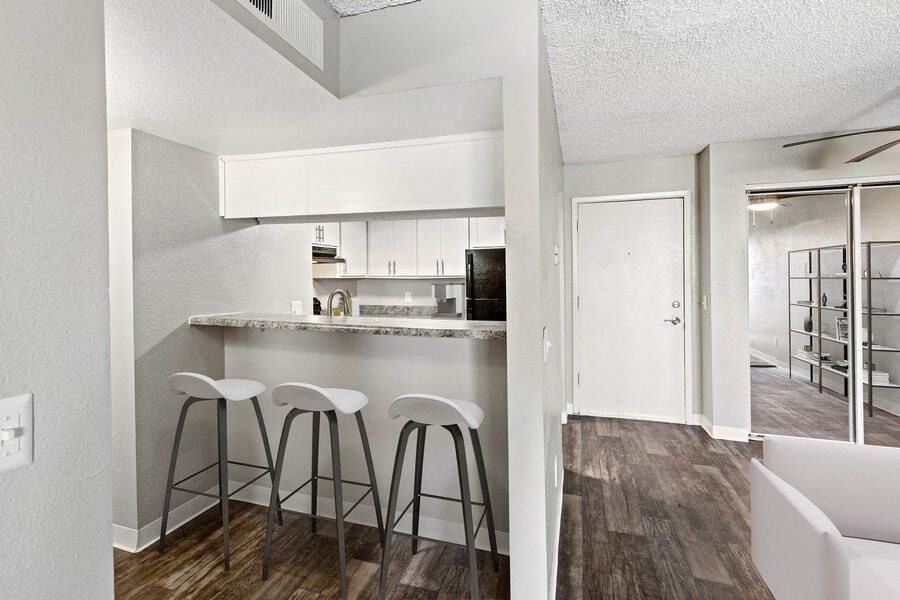 Tanque Verde Apartments - Photo 7 of 43