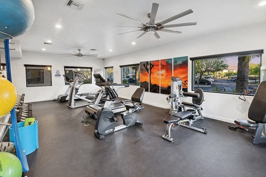 Ridgeline Apartment Homes - Photo 4 of 31