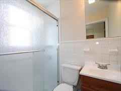 4910 Greenlee Ave - Photo 3 of 4