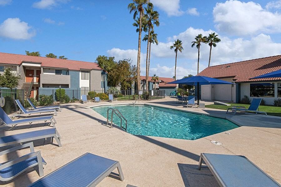 The Peaks on 4th Apartments - Photo 2 of 23