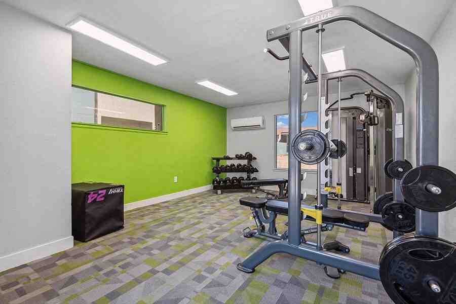 The Peaks on 4th Apartments - Photo 3 of 23