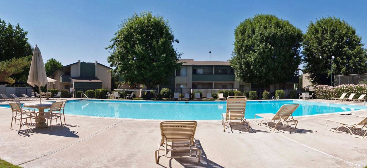 PARKWOOD APARTMENTS - Photo 5 of 41