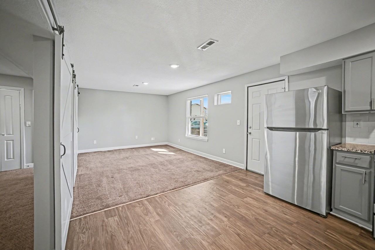 Cimarron Apartments - Photo 7 of 17